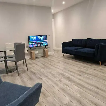 New Updated 2bd In Prime Spot At Docklands شقة *